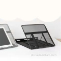 monitor de malha de metal com estrutura de mesa para notebook